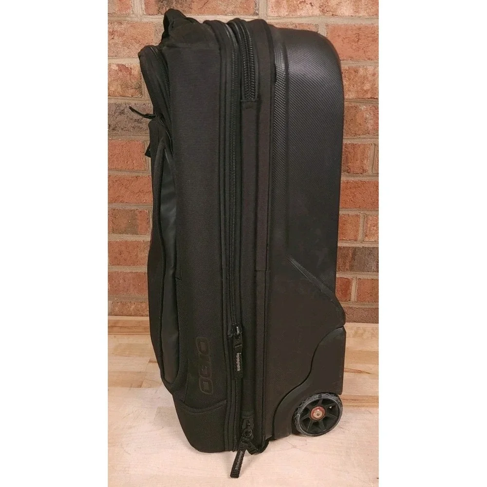 OGIO Toyota Racing Team Issue Nylon Rolling Wheeled Travel Bag Nascar